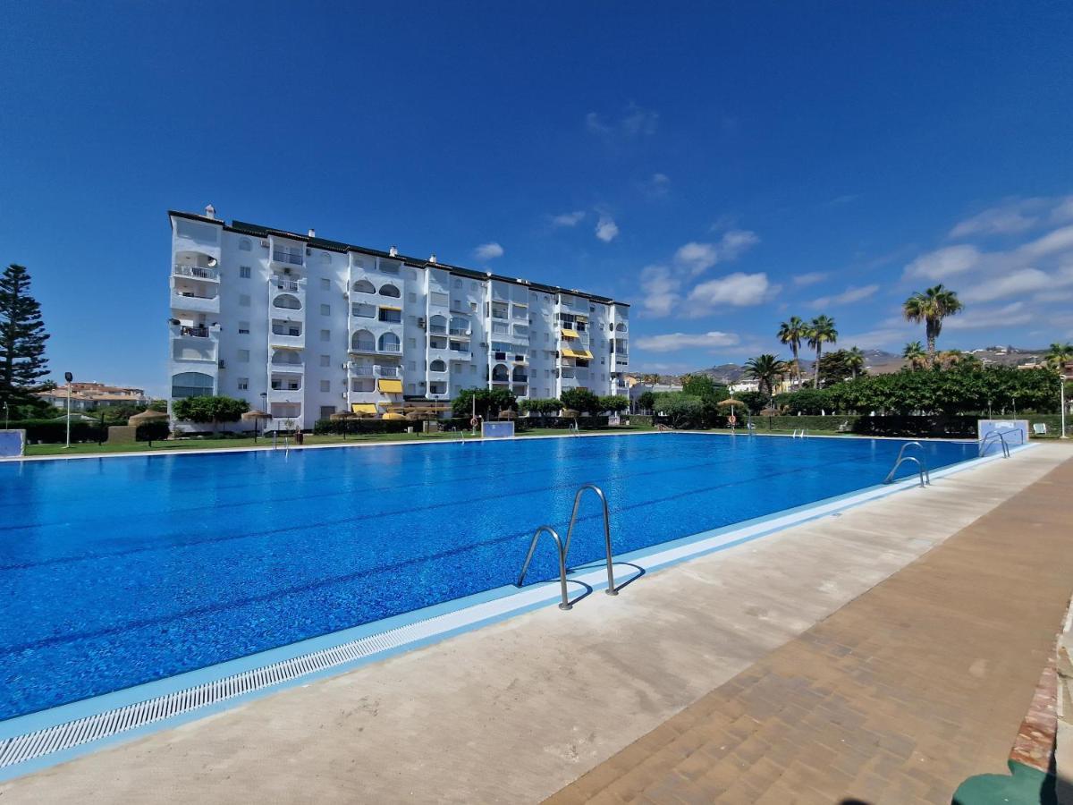 Apartamento Laguna Castillo Bajo Bagian luar foto