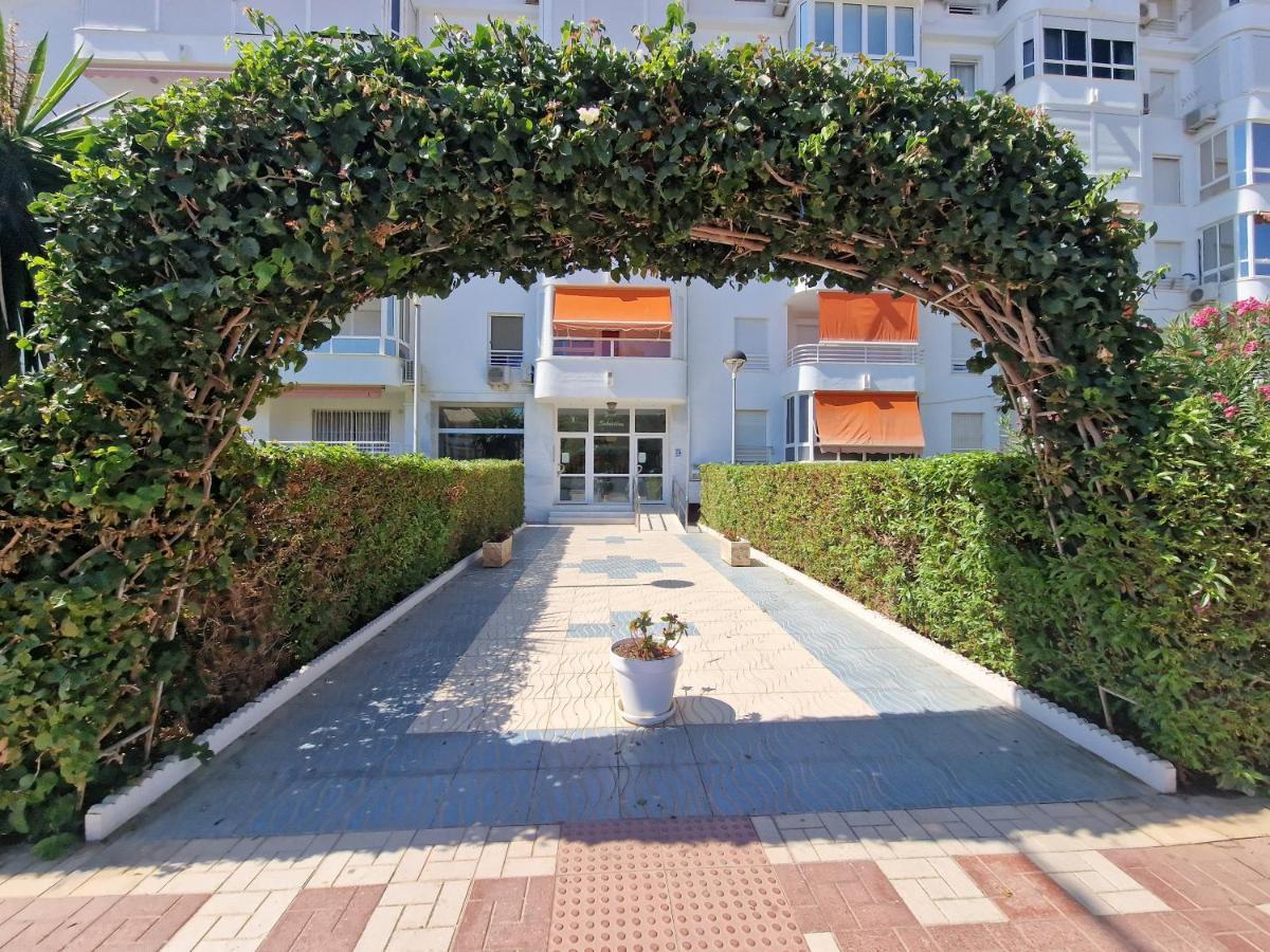Apartamento Laguna Castillo Bajo Bagian luar foto